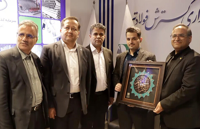 حضور سرپرستی بانک آذربایجان‌شرقی در غرفه گسترش فولاد تبریز در متافو ۱۴۰۴